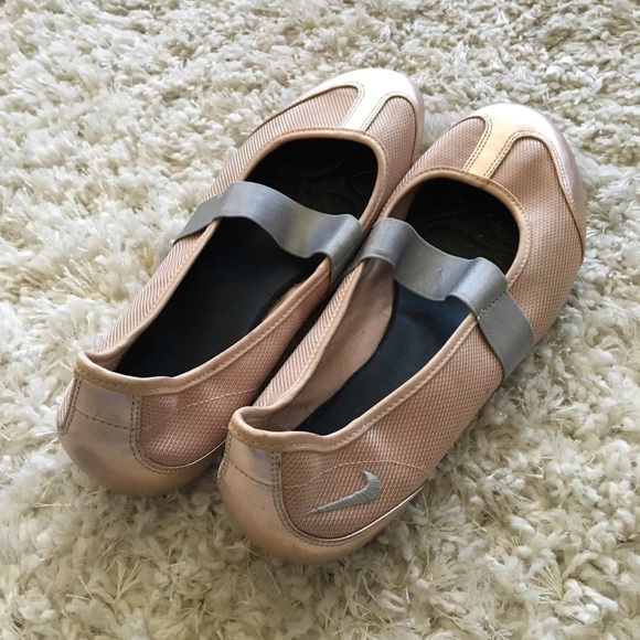 nike athena mary jane flat